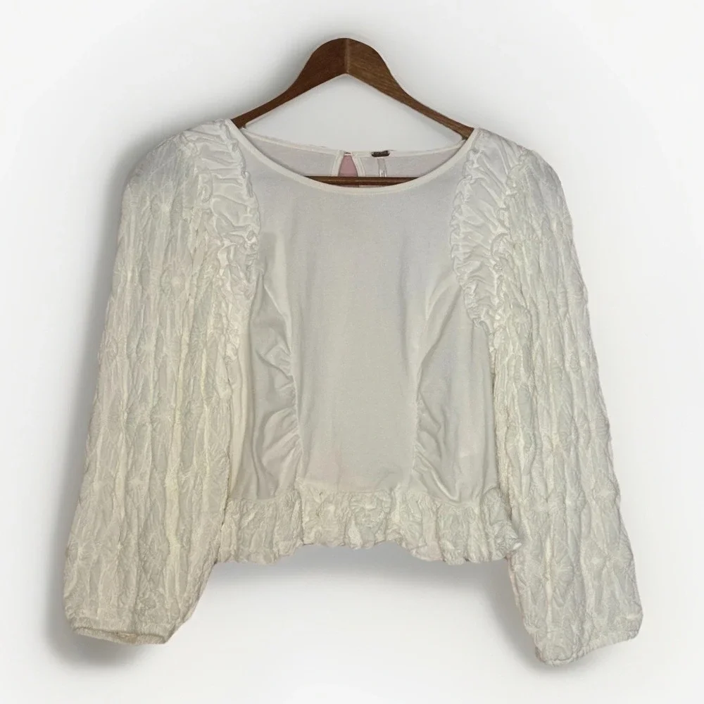 Free People REVOLVE Olivia Top White Textured Puff Sleeve Cropped Blouse Women M